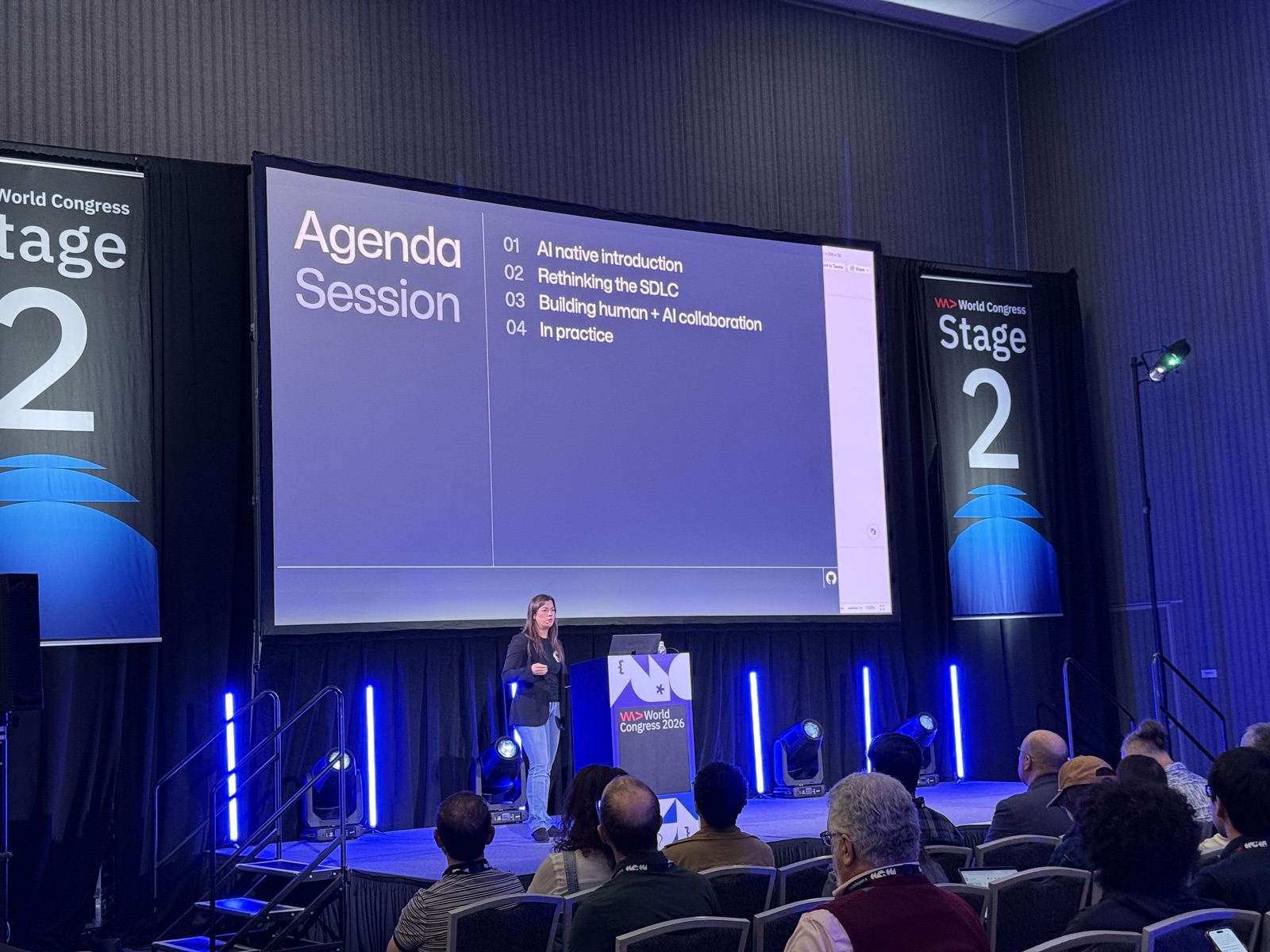 Slide Agenda Session với bốn mục